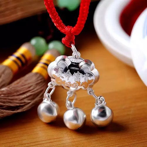 银饰品销售三技巧 提升美发饰品销量的实用指南